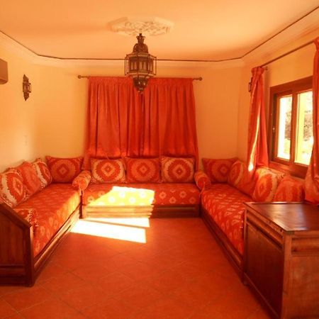 Отель Click Excursions Tafraoute Taddart Экстерьер фото