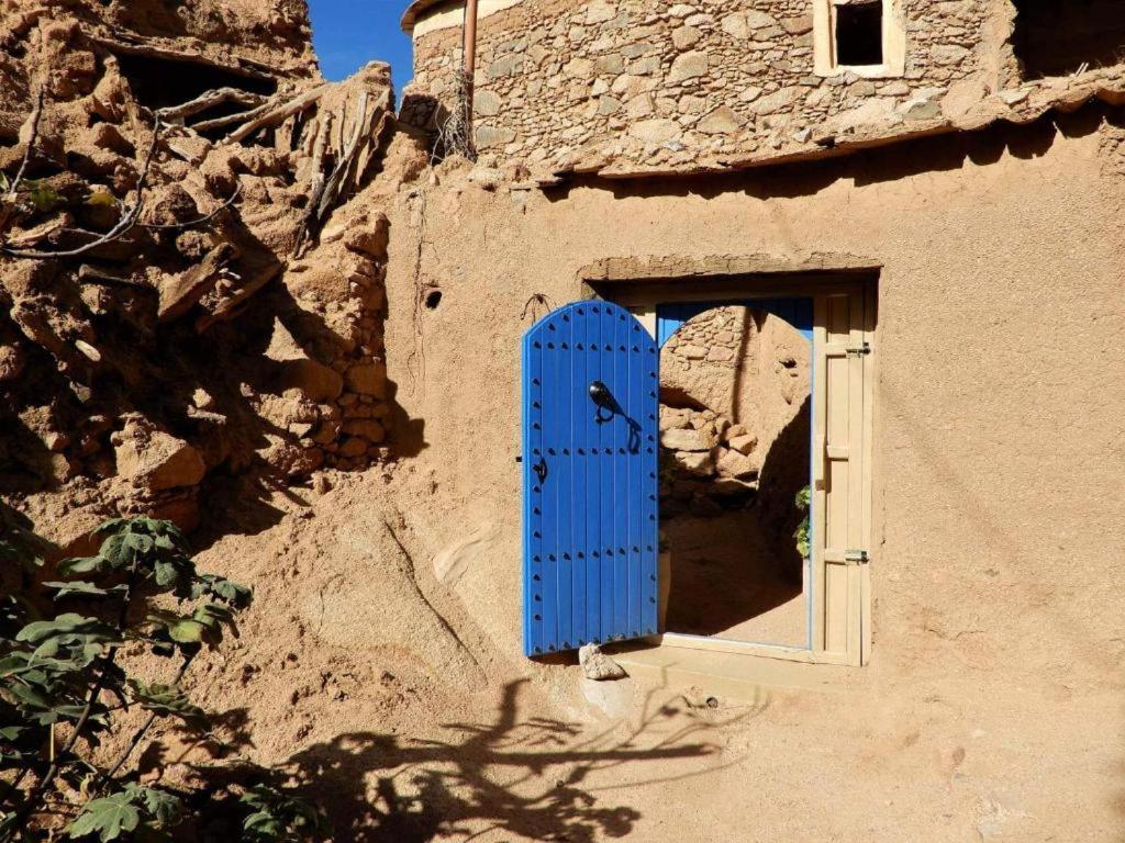 Отель Click Excursions Tafraoute Taddart Экстерьер фото