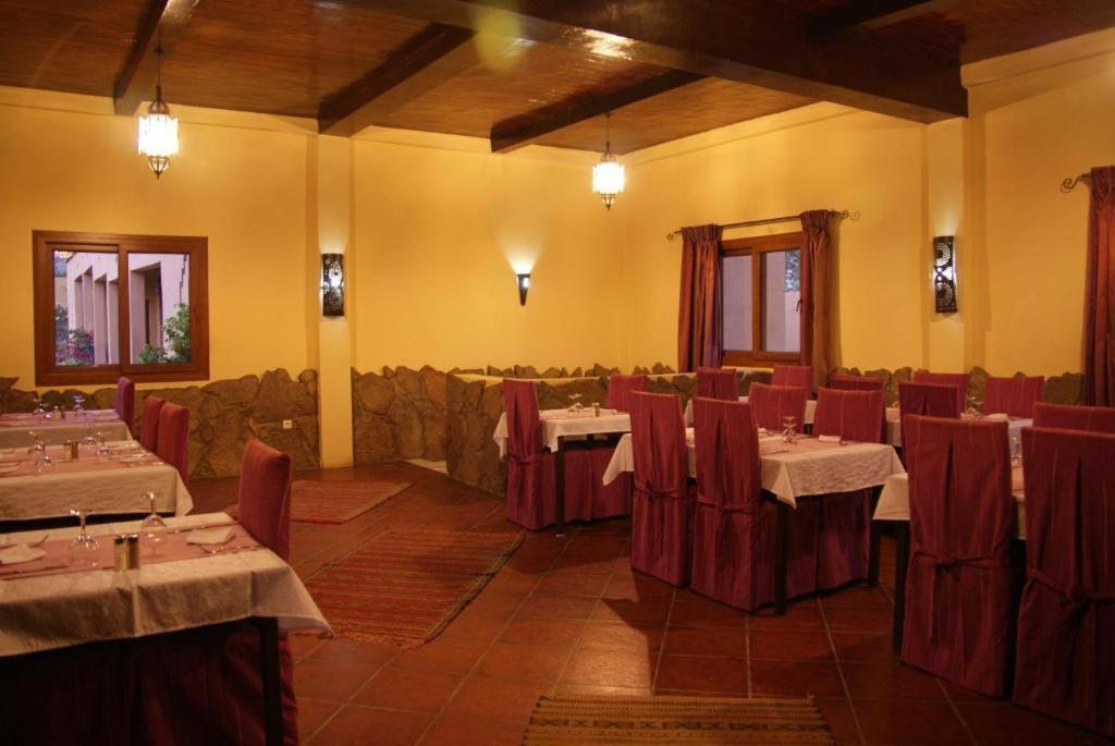 Отель Click Excursions Tafraoute Taddart Экстерьер фото